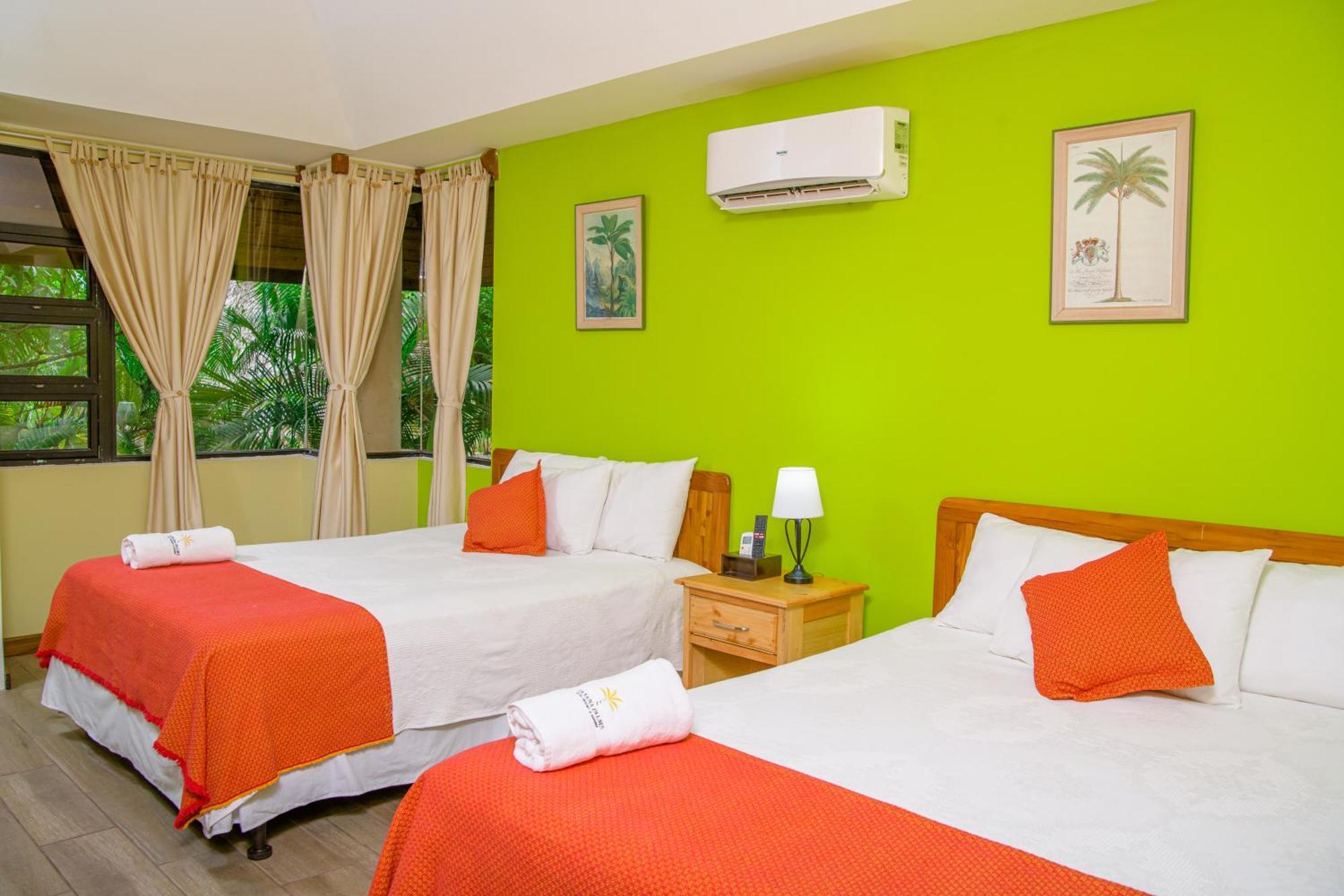 Banana Palms Hotel Rio Dulce Ngoại thất bức ảnh